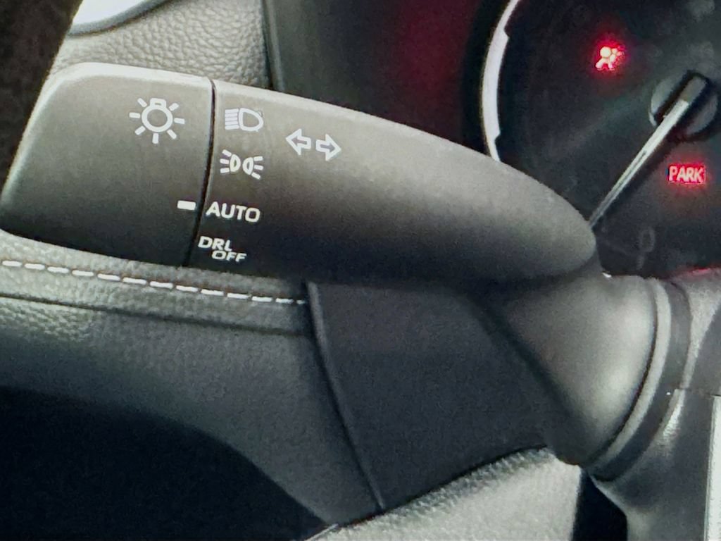 Used 2025 Toyota RAV4 XLE FWD image 13