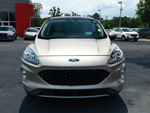Used 2020 Ford Escape Titanium w/ Titanium Premium Package 2.0 AWD/4WD image 2