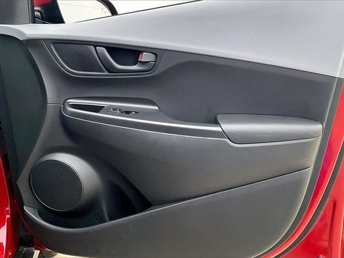 Used 2020 Hyundai Kona SEL w/ Cargo Package image 23