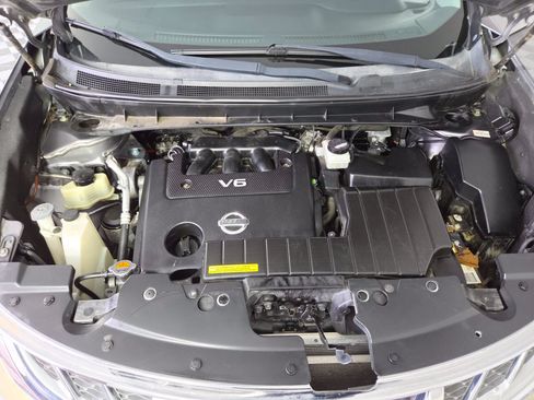 Used 2014 Nissan Murano LE w/ Platinum Edition Package AWD/4WD image 36