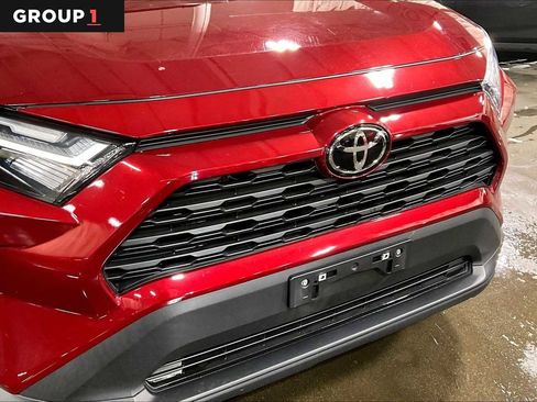 Certified 2022 Toyota RAV4 XLE image 29