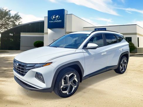 Certified 2023 Hyundai Tucson SEL w/ Convenience Package AWD/4WD image 2