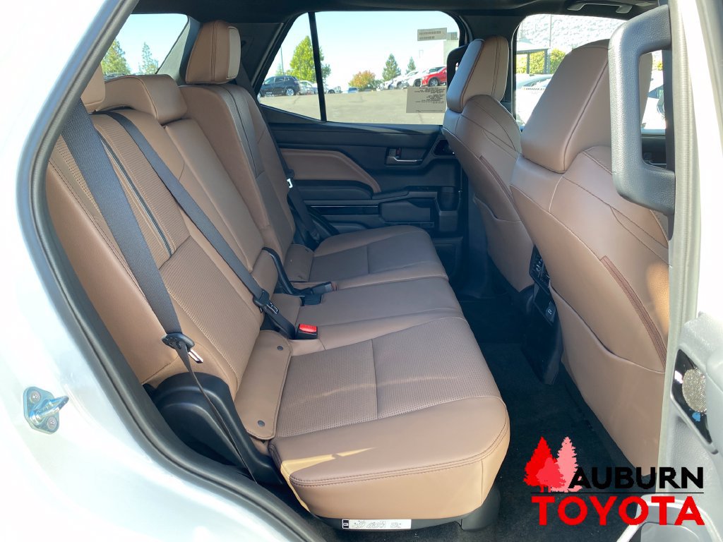 New 2026 Toyota 4Runner Limited AWD/4WD image 20