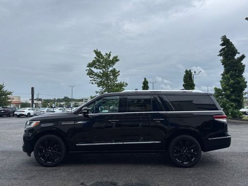 Used 2024 Lincoln Navigator L Reserve AWD/4WD image 15