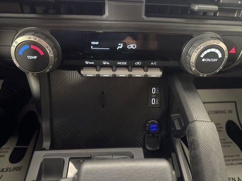 Used 2026 Toyota 4Runner SR5 AWD/4WD image 17