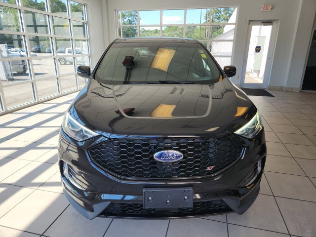 Used 2019 Ford Edge ST w/ Equipment Group 401A AWD/4WD image 3