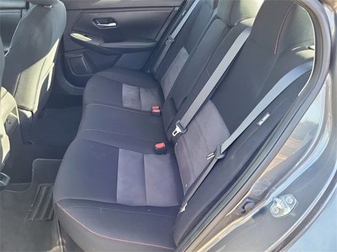 Used 2025 Nissan Sentra SR image 23