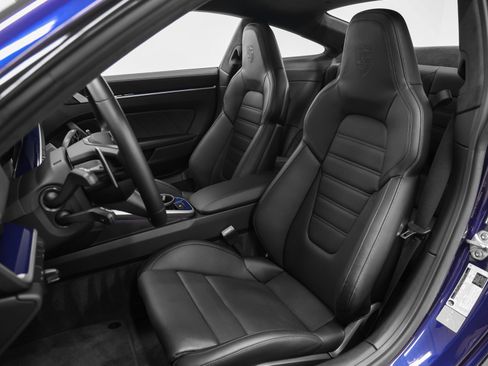 Used 2024 Porsche 911 Turbo S image 5