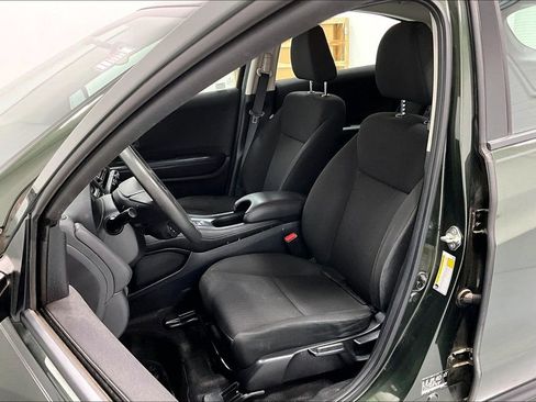 Used 2017 Honda HR-V LX image 31