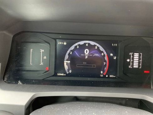 Used 2025 Toyota Tacoma SR5 image 16