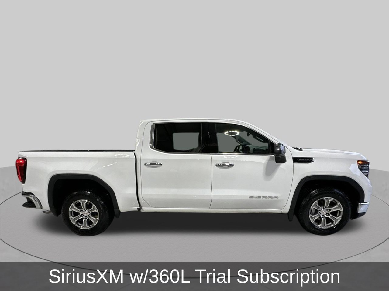 Used 2025 GMC Sierra 1500 SLT RWD image 6