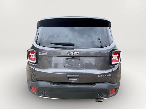Used 2018 Jeep Renegade Limited FWD image 9