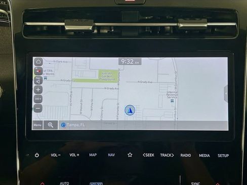 Used 2022 Hyundai Tucson Limited image 21