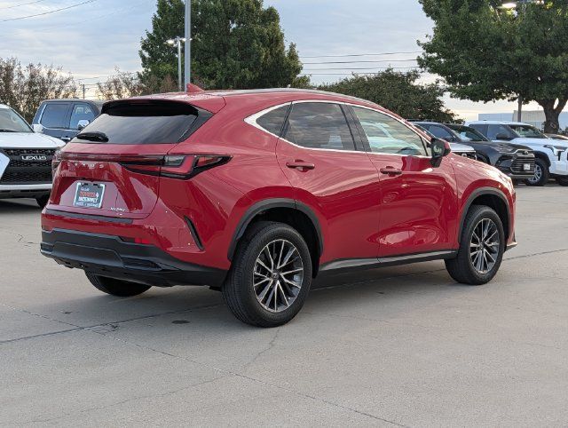 Used 2024 Lexus NX 250 FWD image 5