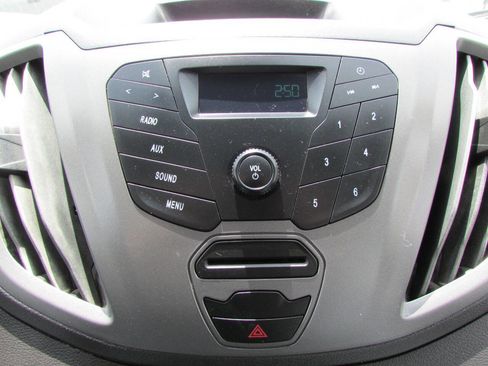 Used 2019 Ford Transit 150 XL RWD image 23