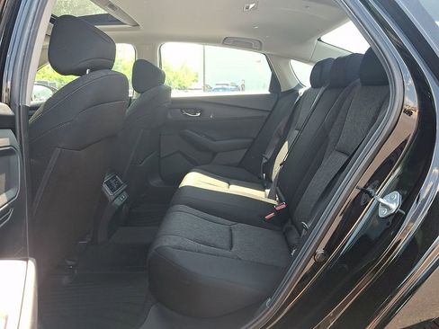 Used 2025 Honda Accord SE image 10
