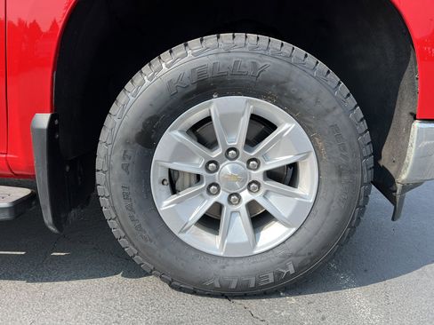 Used 2023 Chevrolet Silverado 1500 LT image 11