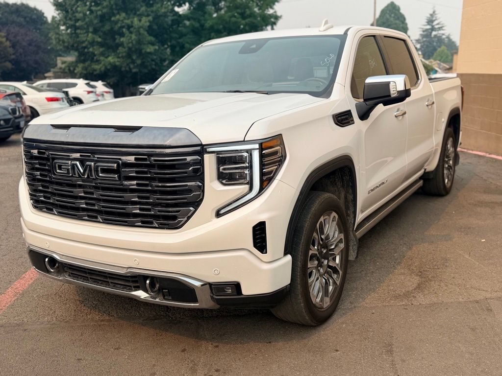 Used 2024 GMC Sierra 1500 Denali Ultimate AWD/4WD image 12