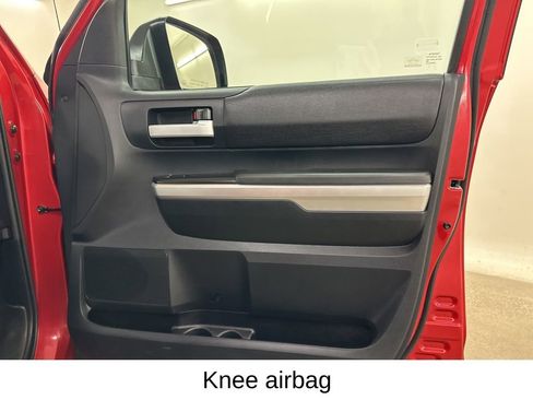 Used 2014 Toyota Tundra SR5 w/ TRD Off Road Package image 20