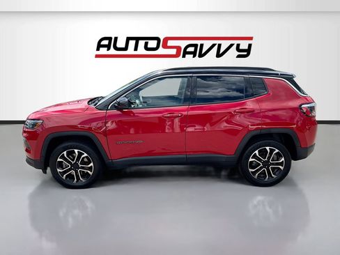 Used 2024 Jeep Compass Limited AWD/4WD image 4
