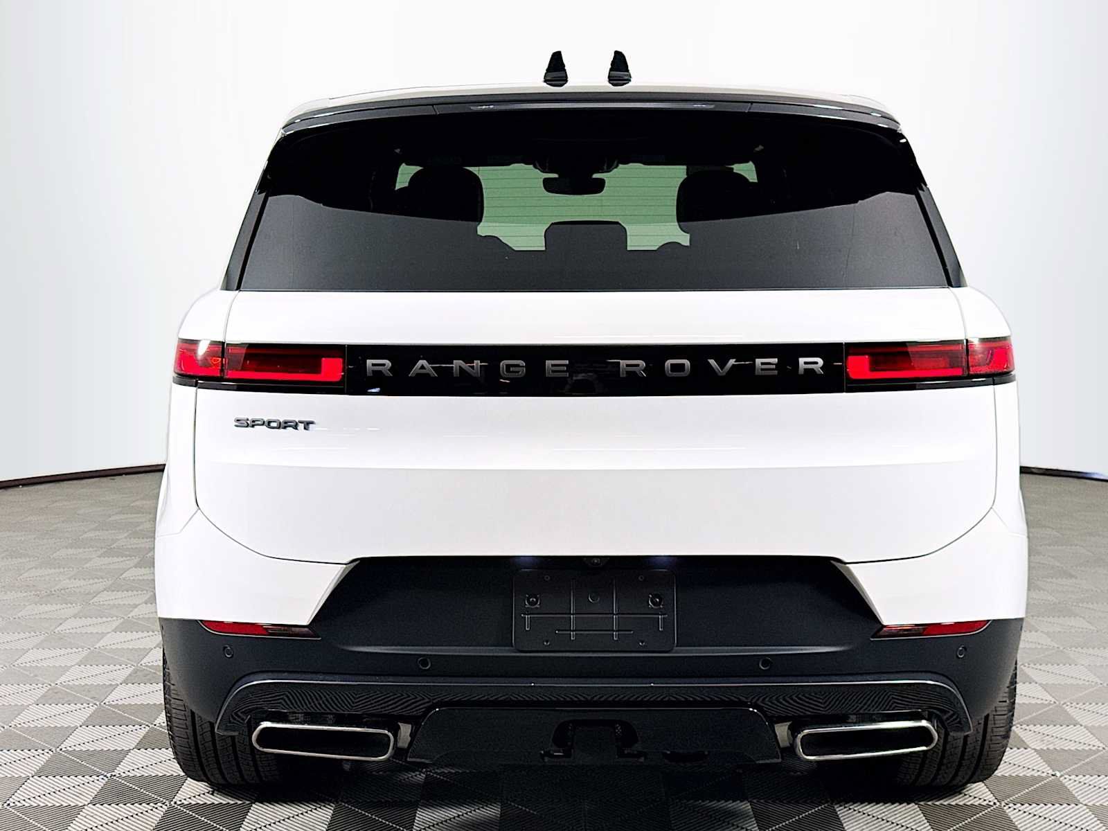 New 2026 Land Rover Range Rover Sport SE AWD/4WD image 6