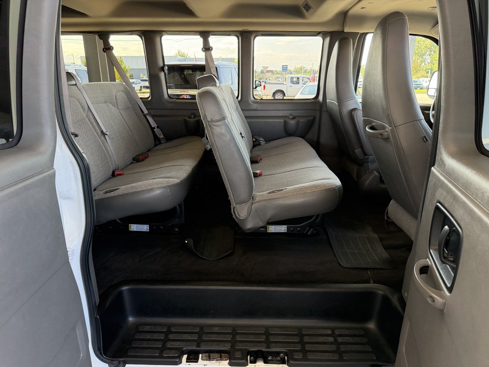 Used 2024 Chevrolet Express 3500 LT w/ LT Preferred Equipment Group RWD image 19