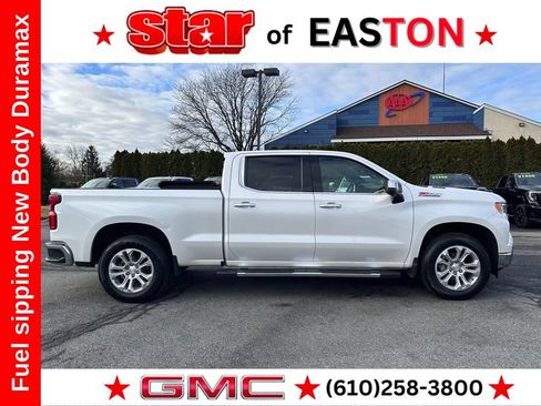 Certified 2022 Chevrolet Silverado 1500 LTZ w/ LTZ Premium Package AWD/4WD image 3