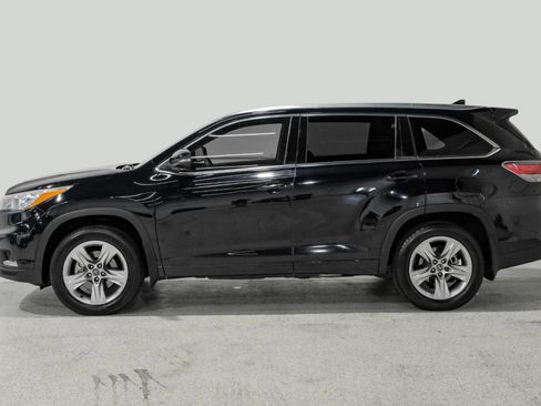 Used 2016 Toyota Highlander Limited Platinum AWD/4WD image 9