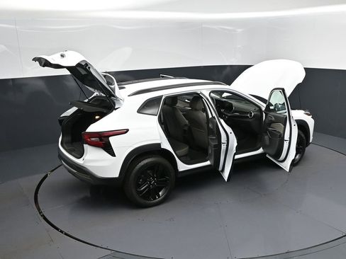 New 2026 Chevrolet Trax ACTIV w/ Driver Confidence Package image 49