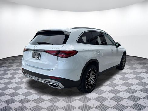 Certified 2026 Mercedes-Benz GLC 300 4MATIC image 9