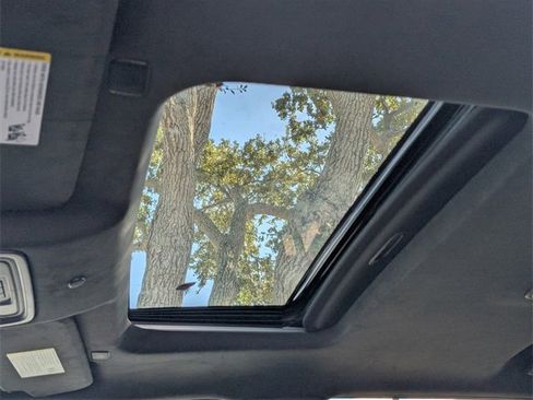 Used 2025 GMC Sierra 3500 Denali Ultimate image 13