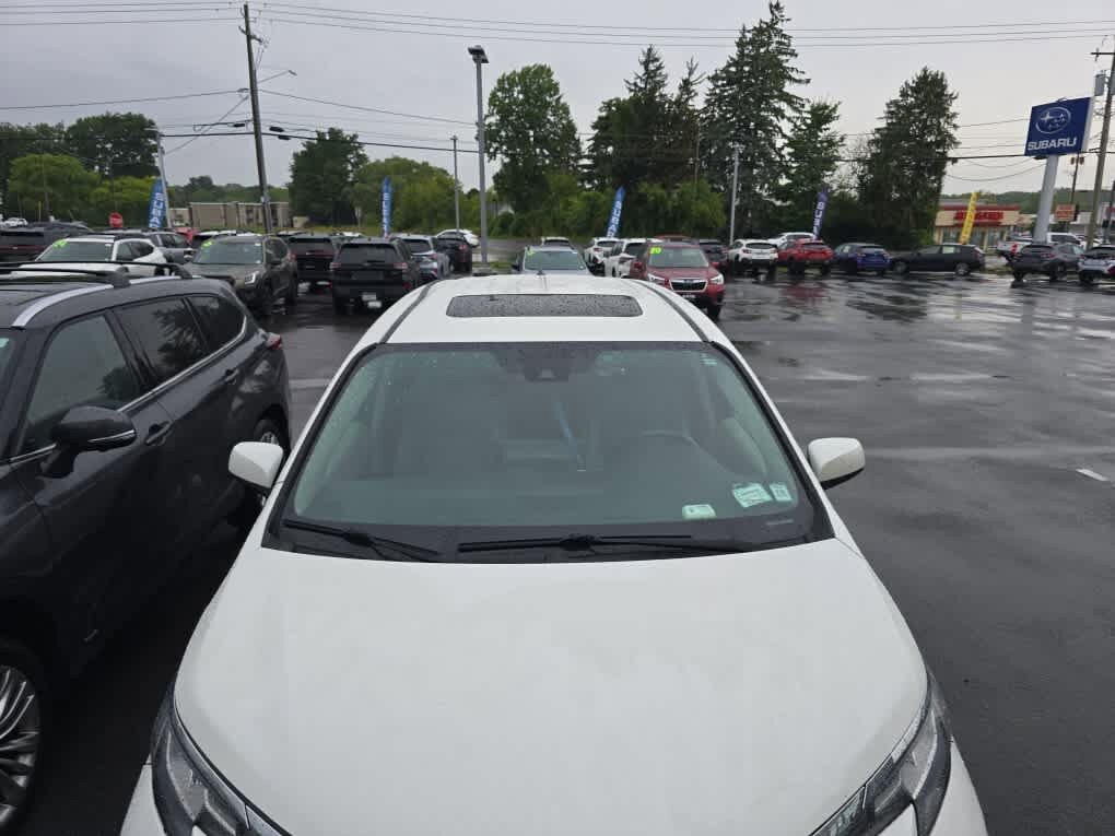 Used 2021 Toyota Sienna XLE AWD/4WD image 6