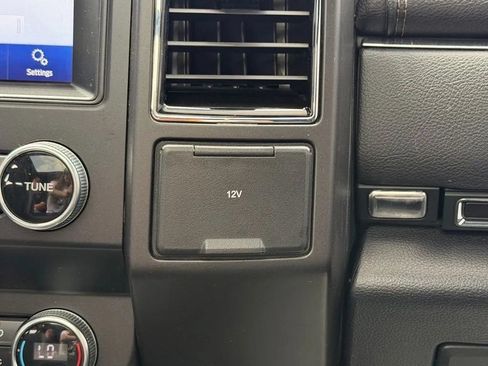 Used 2021 Ford Expedition Max Limited AWD/4WD image 26