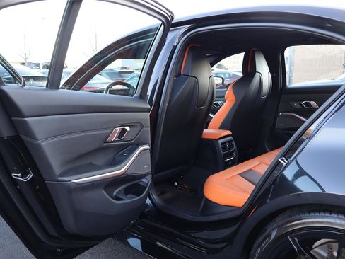 Used 2023 BMW M3 Competition image 25