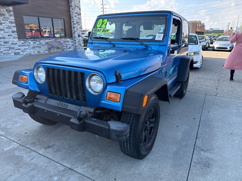 Used 2002 Jeep Wrangler X image 8
