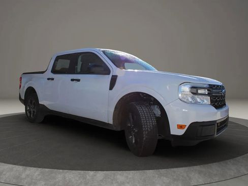 Used 2023 Ford Maverick XLT w/ Equipment Group 300A Standard image 8