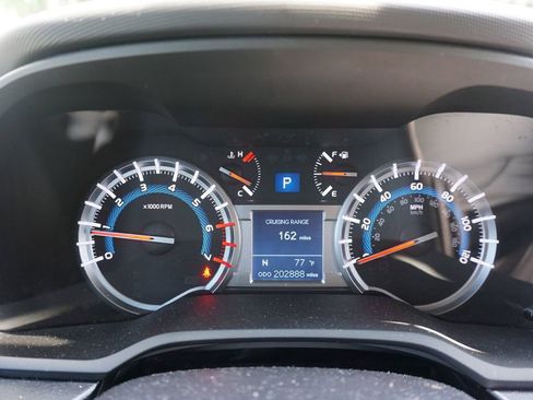 Used 2016 Toyota 4Runner Limited AWD/4WD image 6