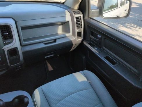 Used 2016 RAM 1500 Express AWD/4WD image 21