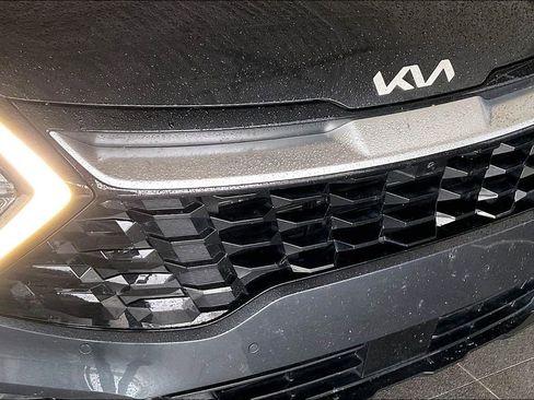 Used 2024 Kia Sportage SX image 29