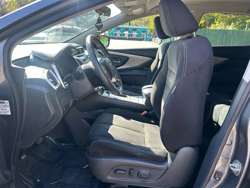 Used 2017 Nissan Murano SV image 22