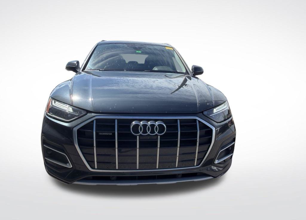 Used 2021 Audi Q5 2.0T Premium Plus w/ Premium Plus Package AWD/4WD image 2