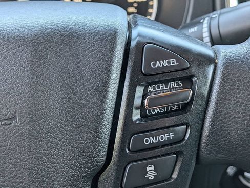 Used 2025 Nissan Frontier SV w/ Tow Package AWD/4WD image 14