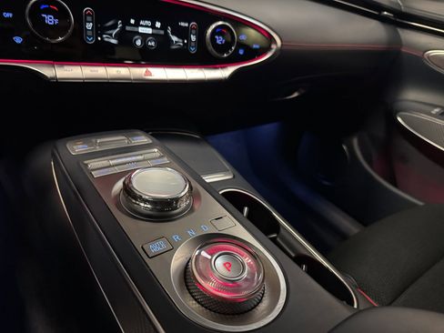 Used 2023 Genesis GV70 2.5T w/ Sport Prestige Package image 40