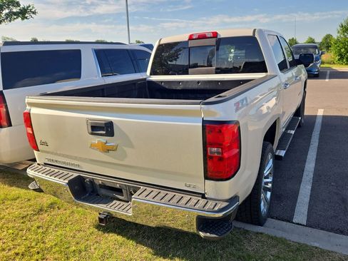 Used 2014 Chevrolet Silverado 1500 LTZ Z71 w/ LTZ Plus Package AWD/4WD image 3