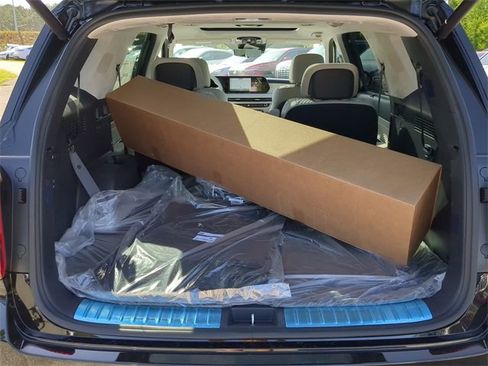 New 2024 Hyundai Palisade Calligraphy image 13