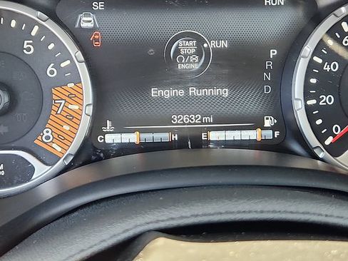 Used 2022 Jeep Renegade Trailhawk AWD/4WD image 15