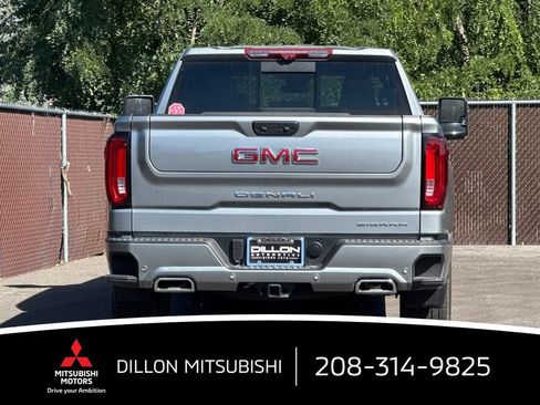 Used 2025 GMC Sierra 1500 Denali AWD/4WD image 8