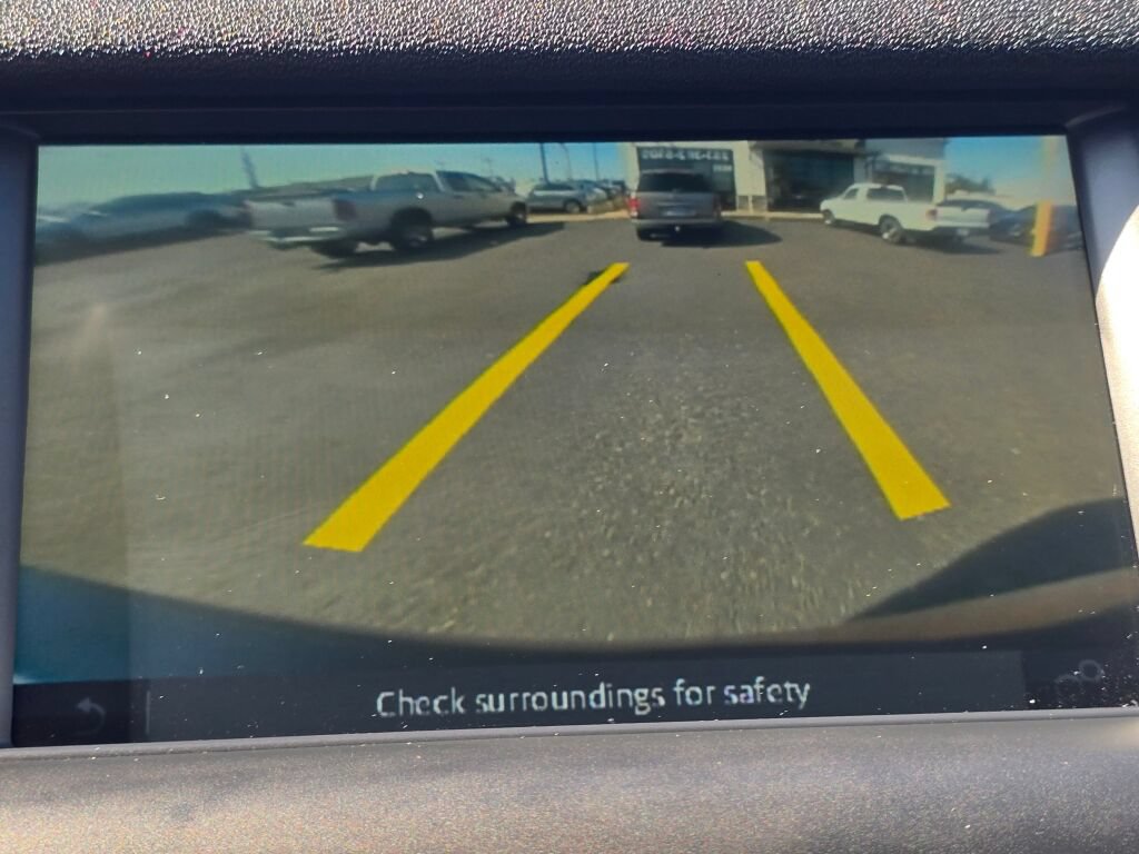 Used 2019 Land Rover Discovery Sport HSE AWD/4WD image 29
