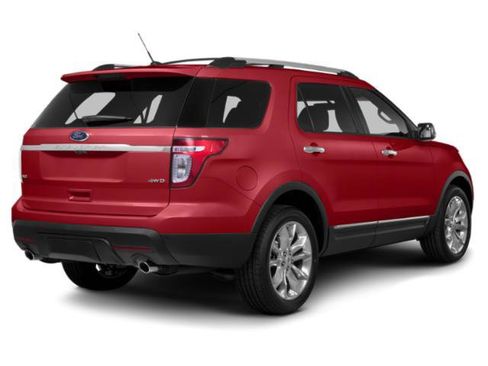 Used 2013 Ford Explorer XLT AWD/4WD image 2