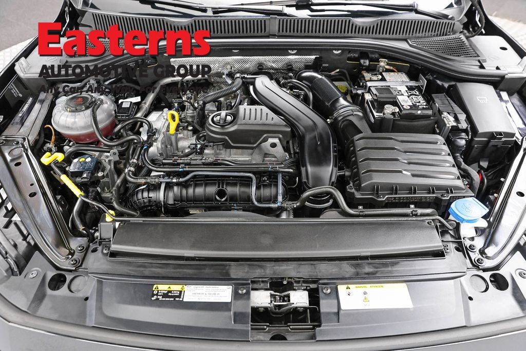 Used 2025 Volkswagen Jetta Sport FWD image 7